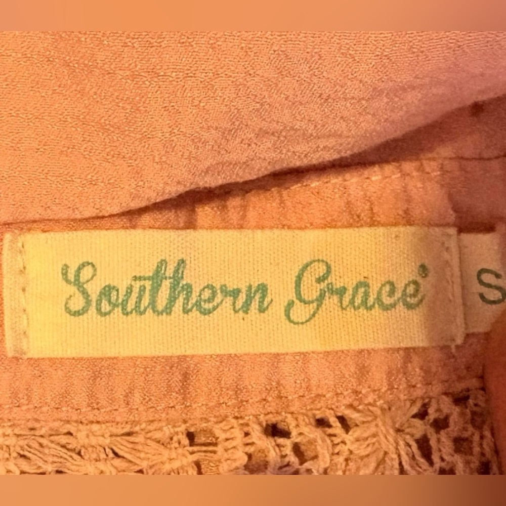 Southern Grace Light Pink Lace Button-Down Shirt S Romantic - Picture 5 of 8